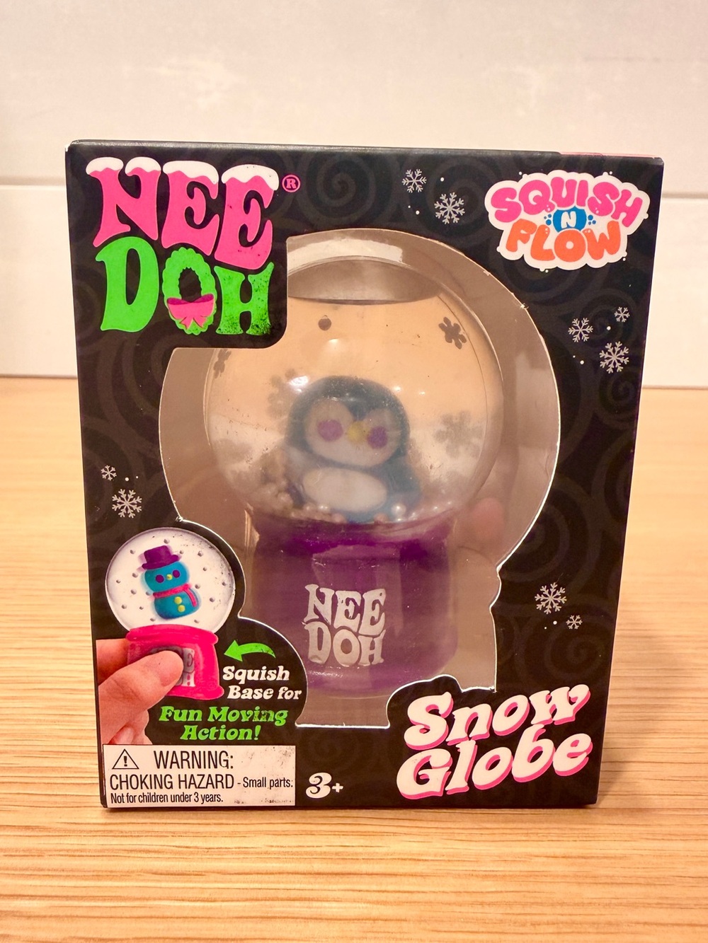 Needoh Penguin Snow Globe